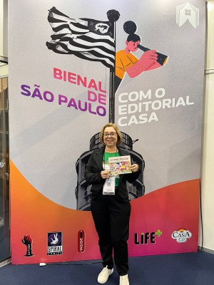 Professora do curso de Pedagogia lança o Livro SOS Biomas Brasileiros na 27ª Bienal do Livro de São Paulo